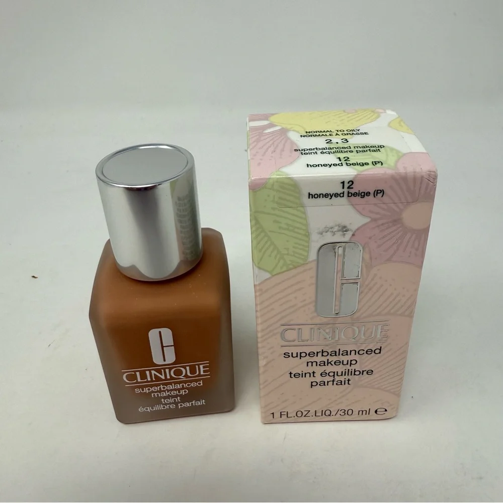 Clinique Superbalanced Makeup Honeyed Beige #12 New